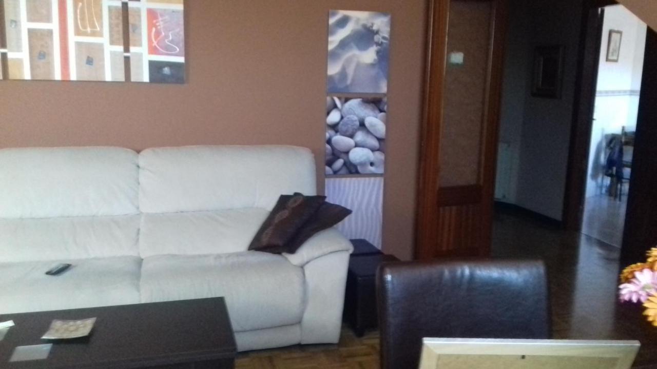 Atico Bajo Cubierta Con Garaje Registro Nº Vut829As Apartman Avilés Kültér fotó